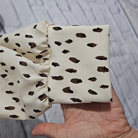 Melloday animal print long sleeve blouse - Picture 6 of 9